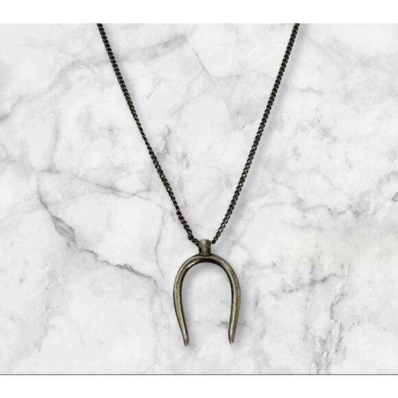 NIB Saint Laurent YSL Lucky Horseshoe Charm Pendant Chain Necklace Retail $600 - Picture 1 of 15